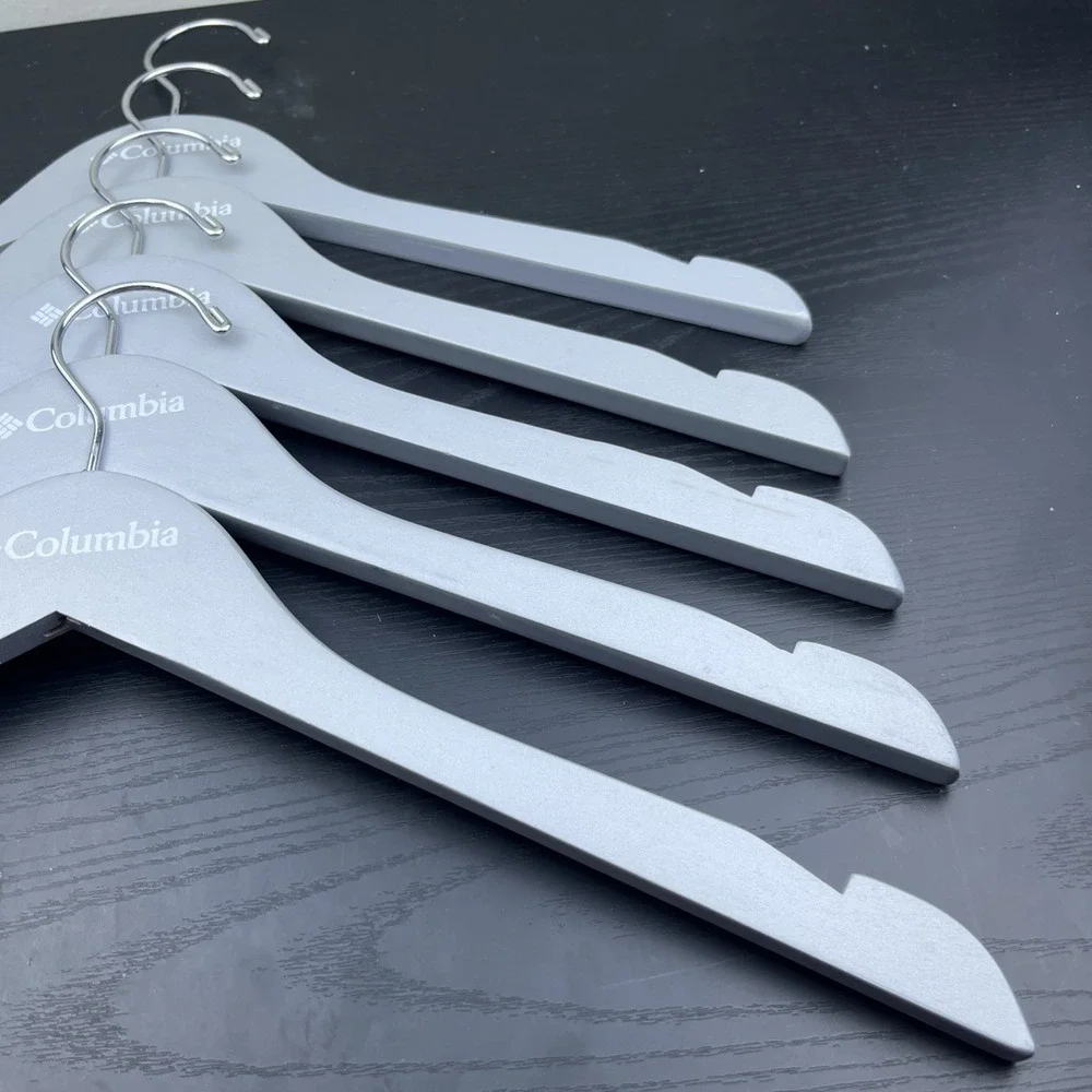 Columbia Sportswear Company Wooden Clothes Hangers Gray Set‎ of 5